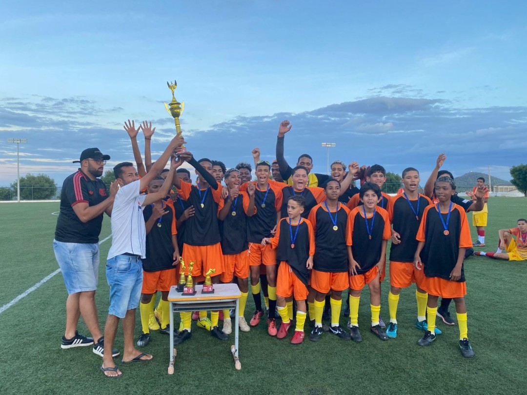 Meninos Bons de Bola vencem CEPEL por 2x1 e conquistam a Copa Mairiense Sub-15